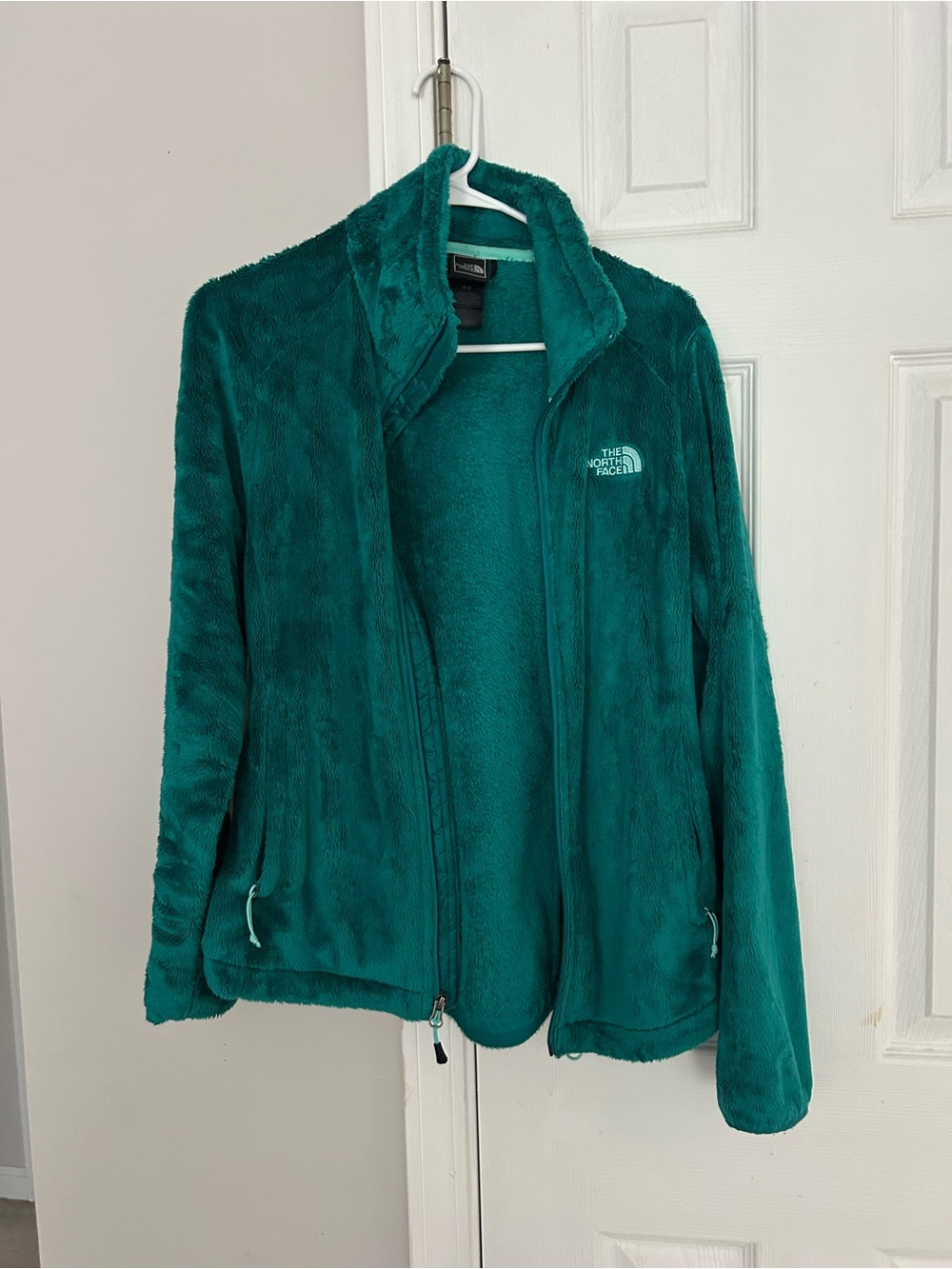 The North Face Women’s Teal Plush Full-Zip Jacket
